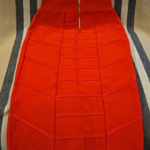 Bebe Betsy Bondage Midi Pencil Skirt SZ S - Picture 3 of 6